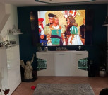 Platz für Leinwand oder TV
