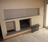 offener Kamin im Wohnzimmer